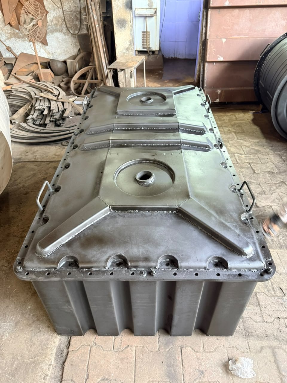 Loft Tank Mould 1