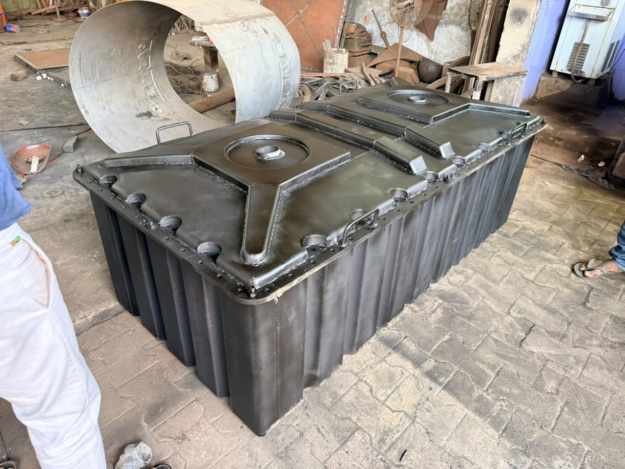 Loft Tank Mould 3