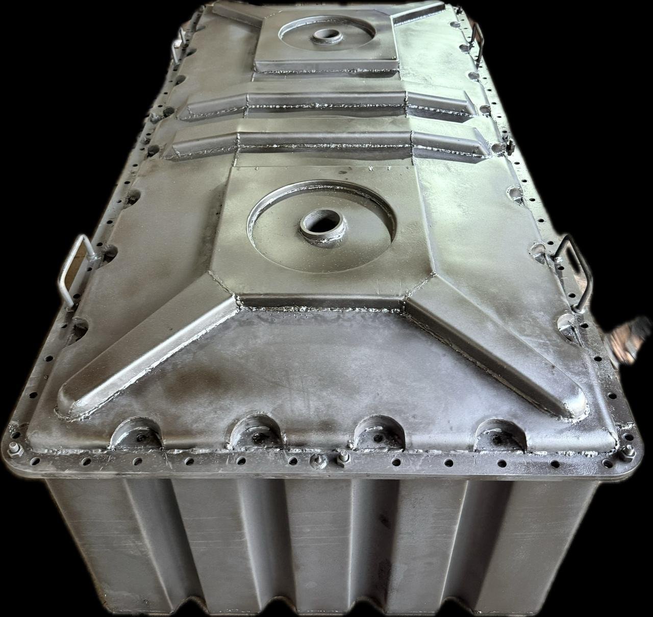 Loft Tank Mould 6